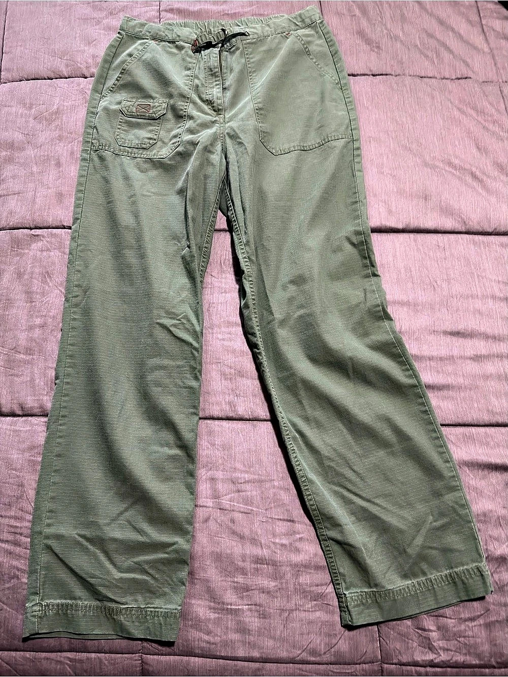 L.L.Bean Women's Utility Pants Straight Leg Mid Rise Size 10 Regular